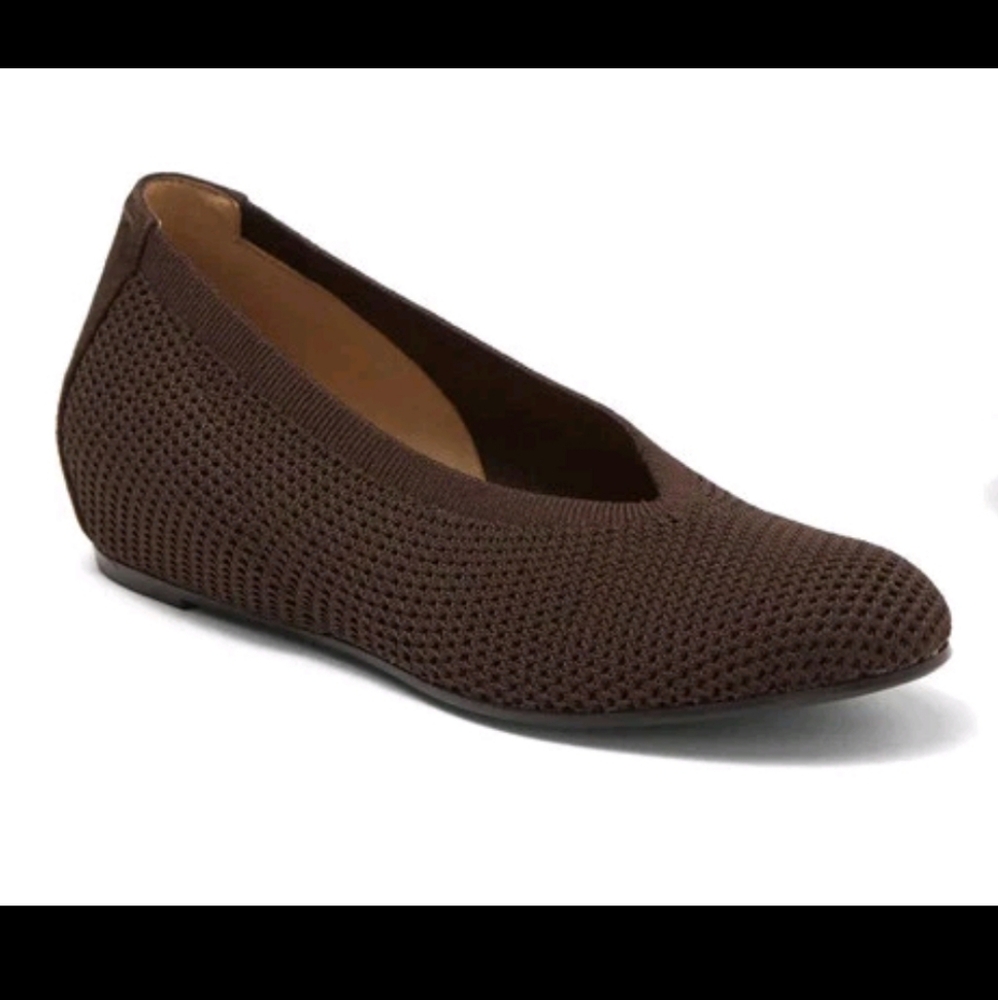 Eileen Fisher Brown Textured Flats‎ 8